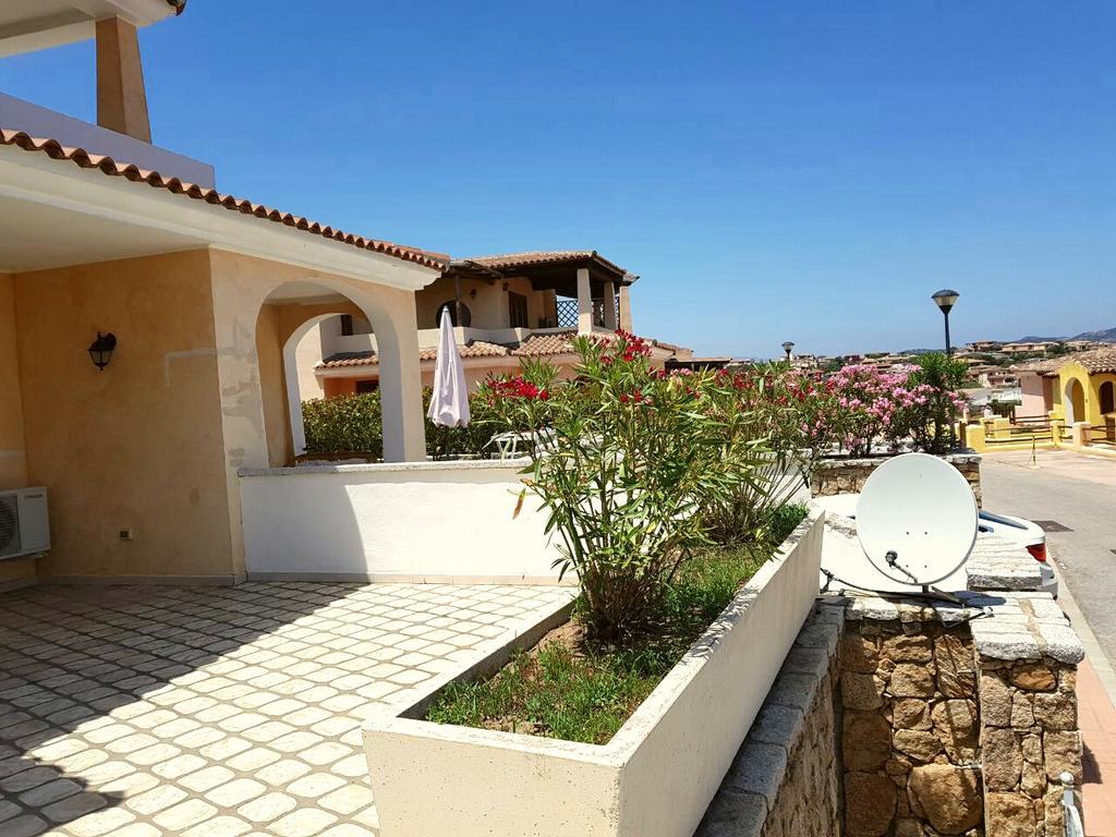 Case Vacanza Rosa Porto San Paolo  Exterior foto